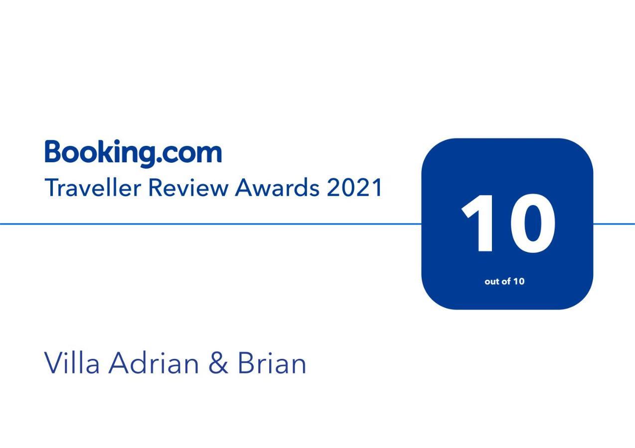 Villa Adrian & Brian อัลบูเฟรา ภายนอก รูปภาพ